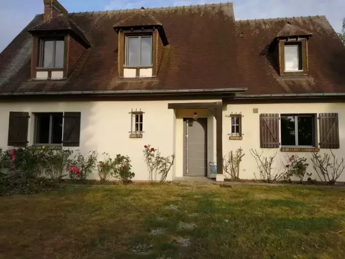 Miroiterie et menuiserie - rénovation des fenêtres et porte d'une maison à SAINT OUEN DE THOUBERVILLE Miroiterie et menuiserie - rénovation des fenêtres et porte d'une maison à SAINT OUEN DE THOUBERVILLE