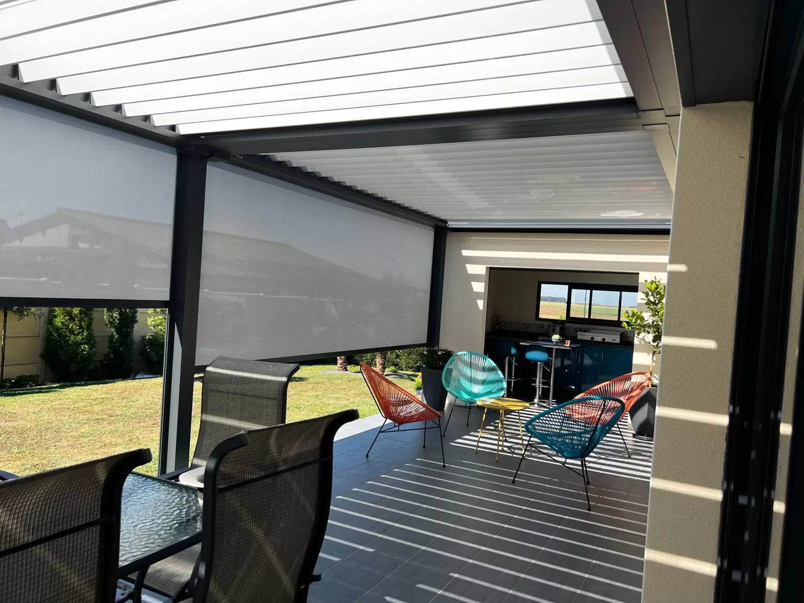 Vérandas, pergolas et SPA - PERGOLA BIOCLIMATIQUE DOUBLE MODULE Vérandas, pergolas et SPA - PERGOLA BIOCLIMATIQUE DOUBLE MODULE