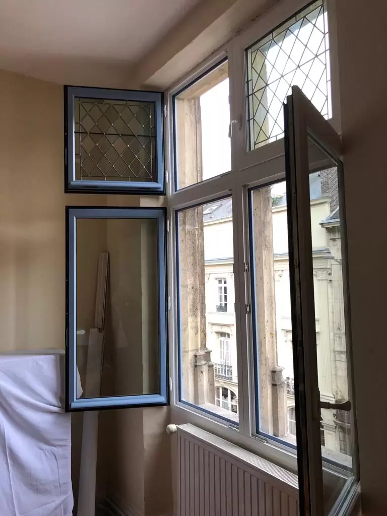 Miroiterie et menuiserie - Rénovation des fenêtres en bois sur un site classé de ROUEN Miroiterie et menuiserie - Rénovation des fenêtres en bois sur un site classé de ROUEN