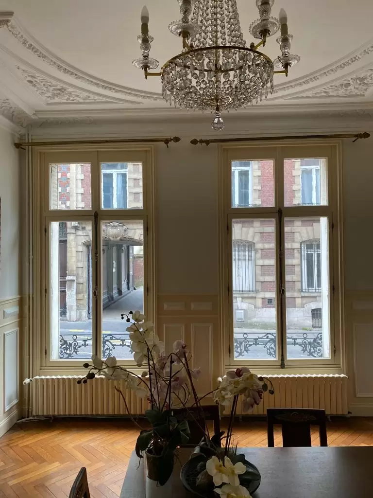 Miroiterie et menuiserie - Fenêtre bois traditionnelles de marque ATULAM