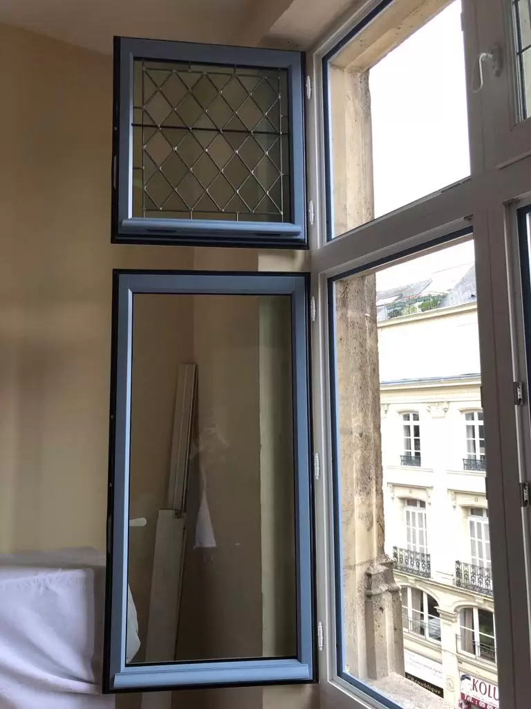 Miroiterie et menuiserie - Rénovation des fenêtres en bois sur un site classé de ROUEN Miroiterie et menuiserie - Rénovation des fenêtres en bois sur un site classé de ROUEN