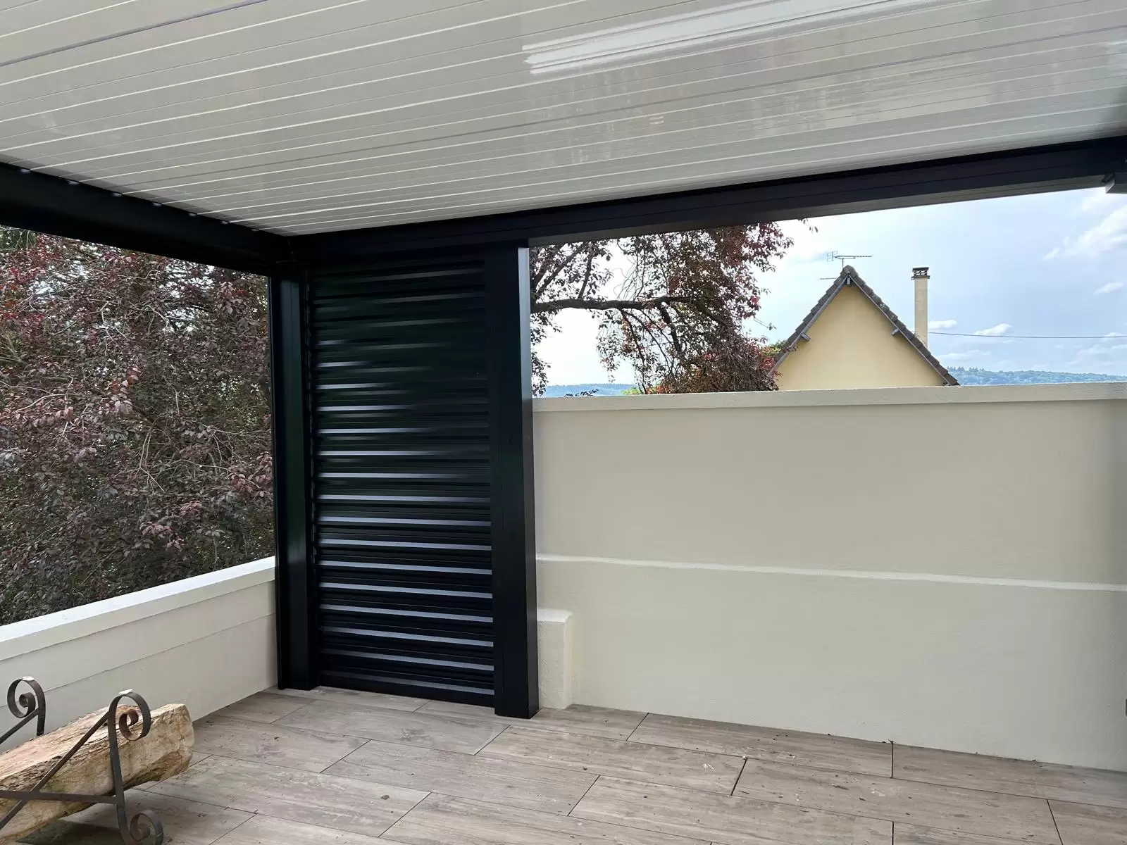 Vérandas, pergolas et SPA - FOURNITURE ET POSE D'UNE PERGOLA BIOCLIMATIQUE SUR DEVILLE LES ROUEN