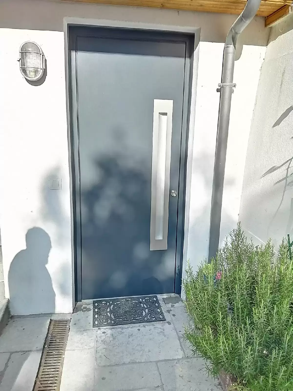Miroiterie et menuiserie - PORTE D ENTREE KLINE CONTEMPORAINE