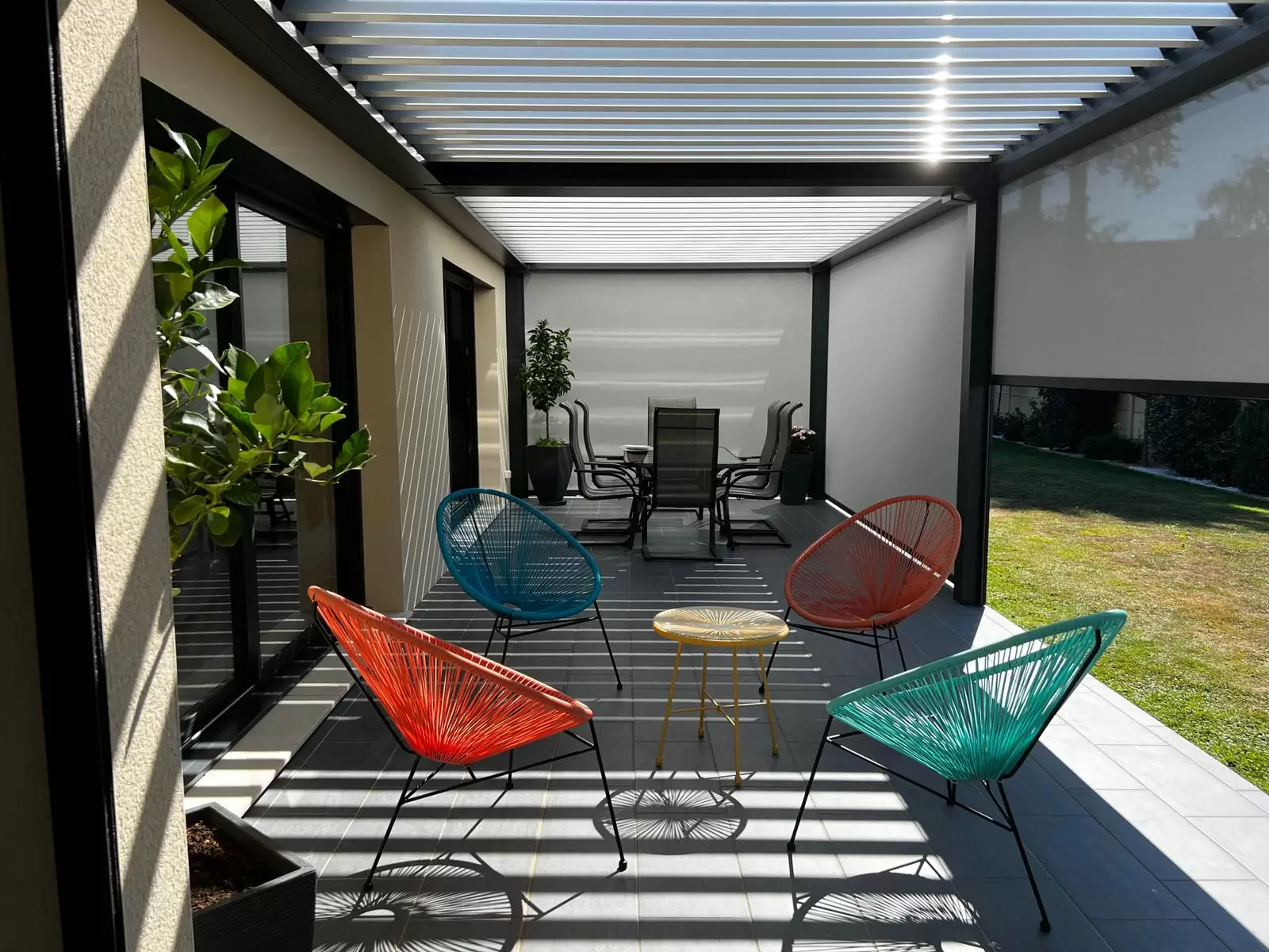 Vérandas, pergolas et SPA - PERGOLA BIOCLIMATIQUE DOUBLE MODULE Vérandas, pergolas et SPA - PERGOLA BIOCLIMATIQUE DOUBLE MODULE