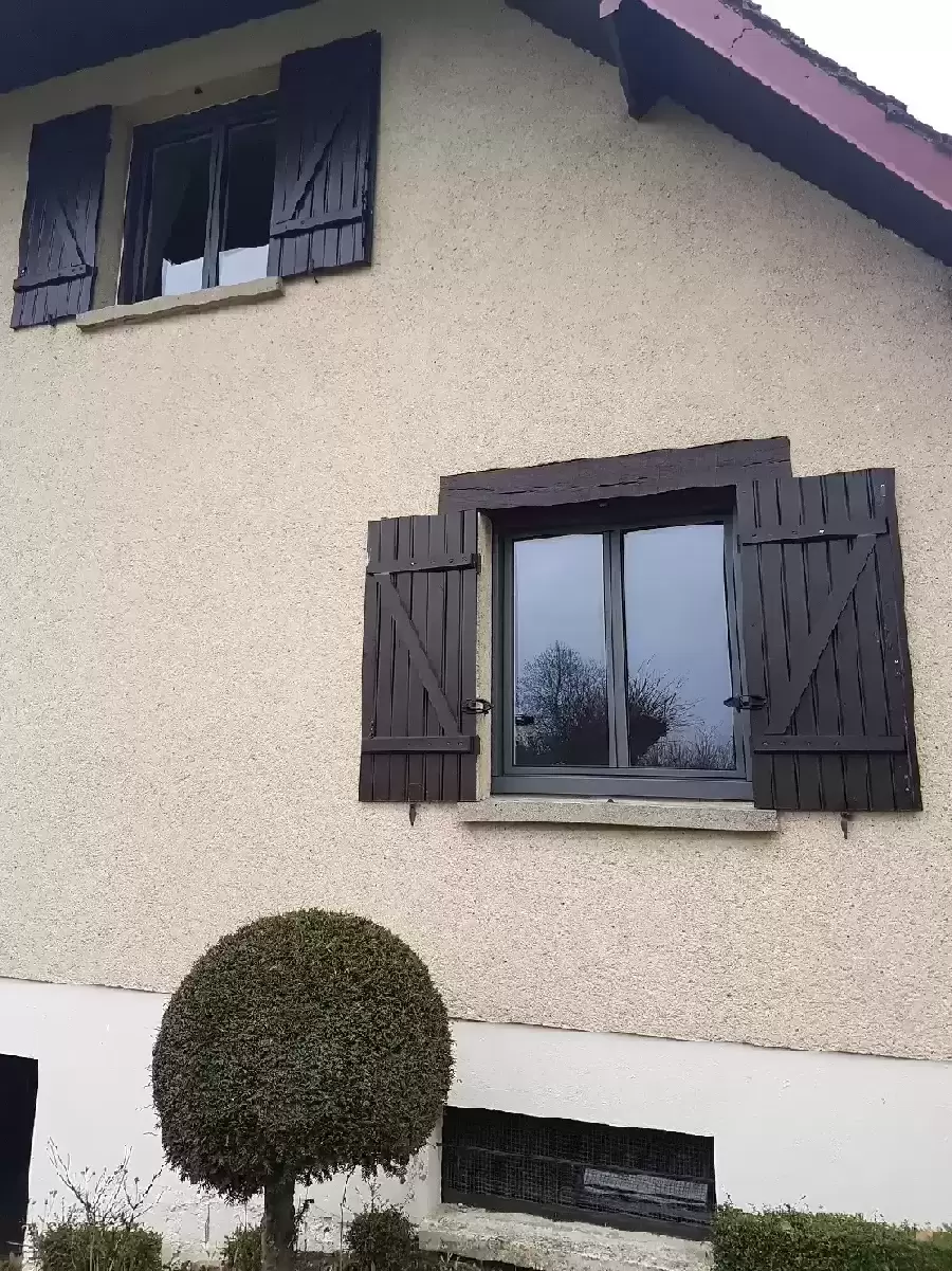Miroiterie et menuiserie - renovation fenetres et porte d'un pavillon à SAINT JACQUES SUR DARNETAL Miroiterie et menuiserie - renovation fenetres et porte d'un pavillon à SAINT JACQUES SUR DARNETAL