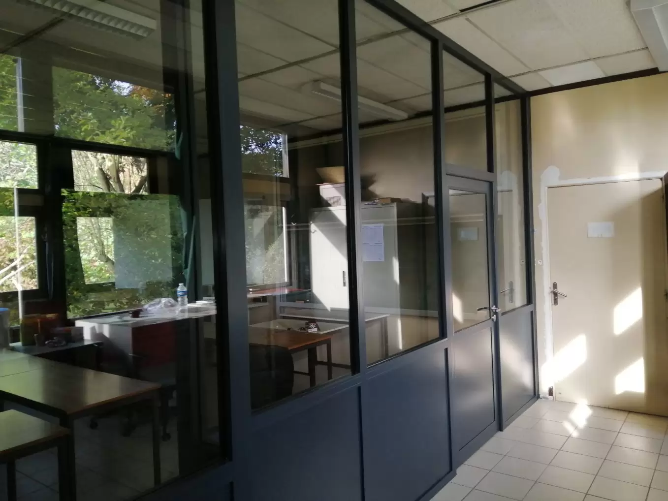 Miroiterie et menuiserie - CLOISON DE BUREAU INTERIEURE EN ALUMINIUM SUR ROUEN