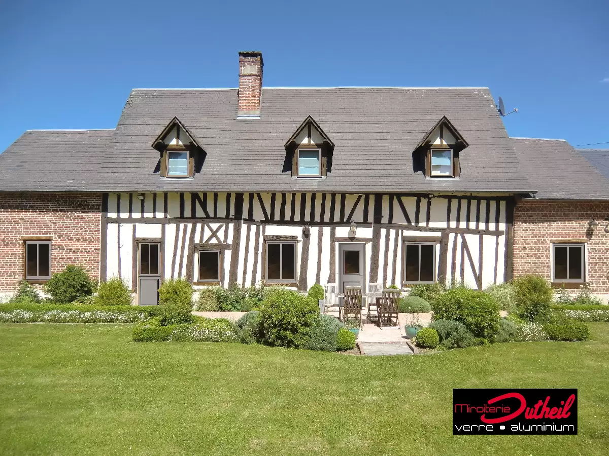 Miroiterie et menuiserie - rénovation de maison normande avec des menuiseries KLINE à MENESQUEVILLE 27850 Miroiterie et menuiserie - rénovation de maison normande avec des menuiseries KLINE à MENESQUEVILLE 27850