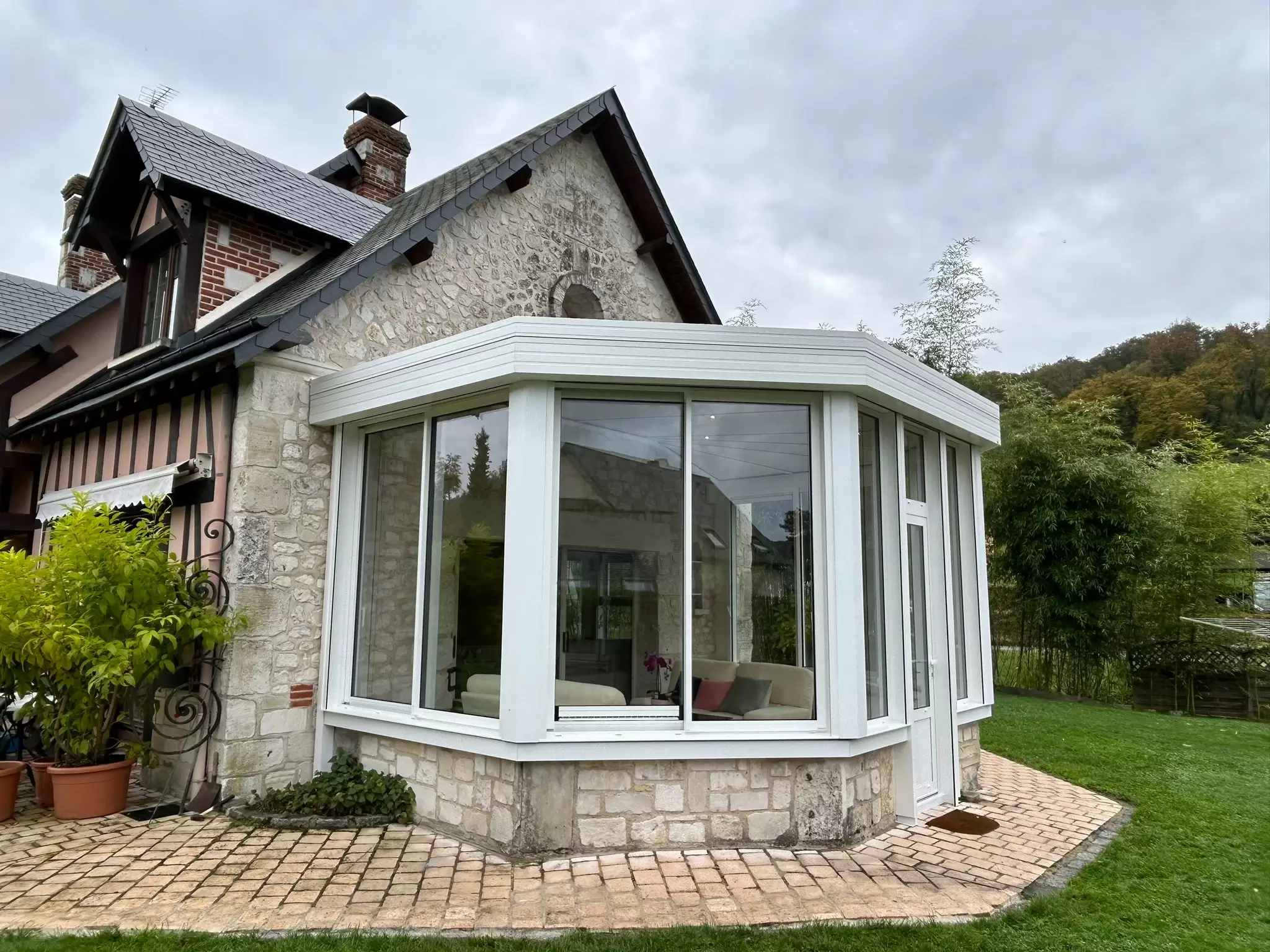 Vérandas, pergolas et SPA - FOURNITURE ET POSE D'UNE EXTENSION SUR CAUMONT 27310