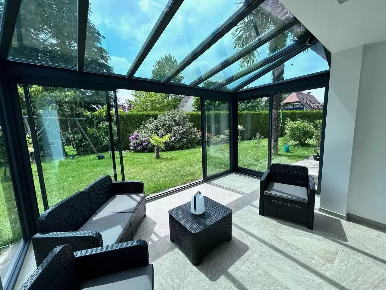 Veranda aluminium sur mesure personnalisée Dutheil Veranda aluminium sur mesure personnalisée Dutheil