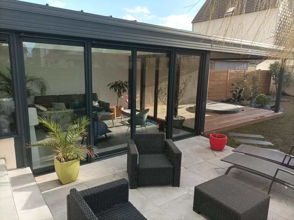 Vérandas, pergolas et SPA - COMBINE VERANDA PERGOLA SPA Vérandas, pergolas et SPA - COMBINE VERANDA PERGOLA SPA