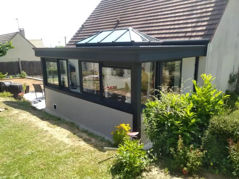 Vérandas, pergolas et SPA - POSE D UNE VERANDA EN ALUMINIUM A EPONE Vérandas, pergolas et SPA - POSE D UNE VERANDA EN ALUMINIUM A EPONE