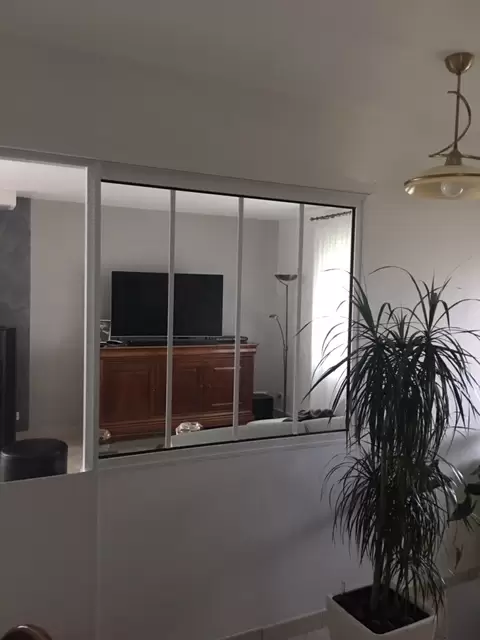 Miroiterie et menuiserie - SEPARATION INTERIEURE VERRE ALUMINIUM