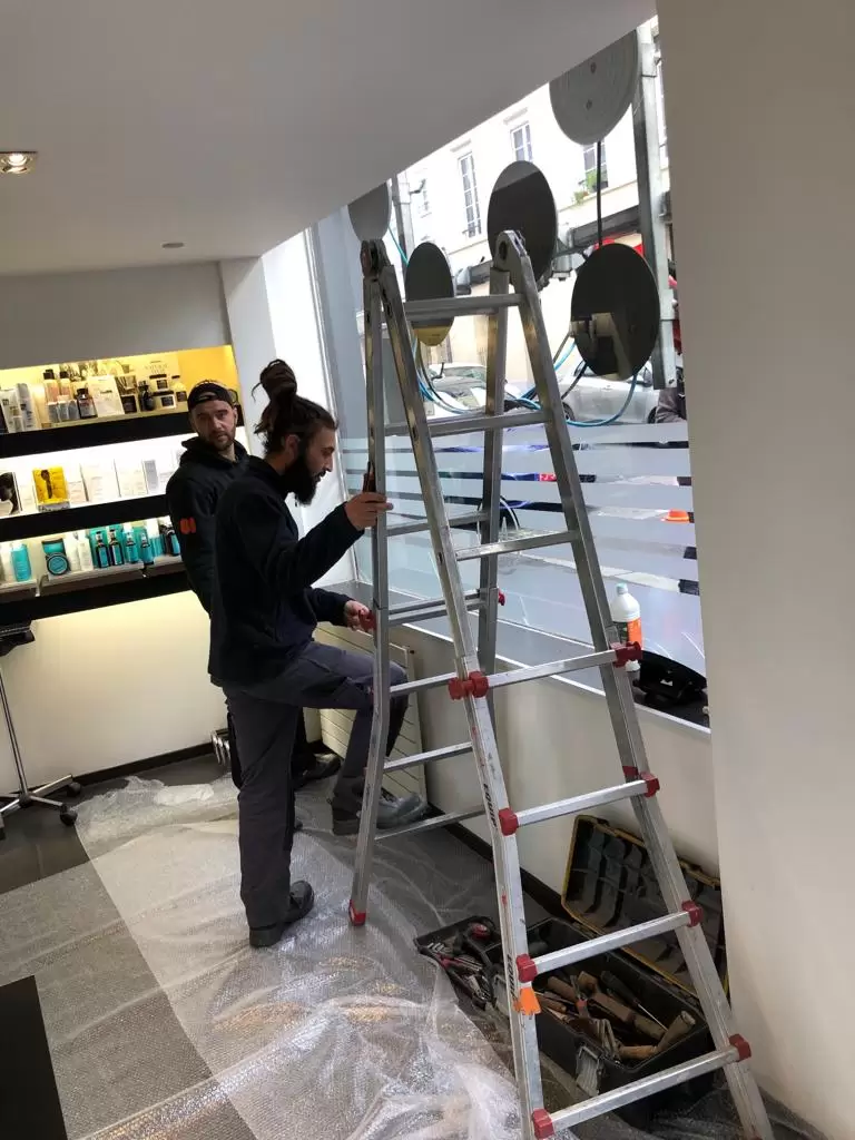 Miroiterie et menuiserie - REMPLACEMENT DE VITRAGE DE MAGASIN CASSEE SUR ROUEN